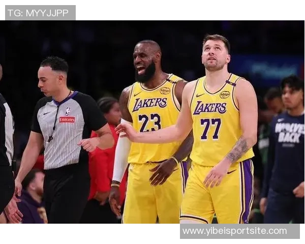 布朗调侃东詹登帝亚假摔现象表示愿意加入他们的行列