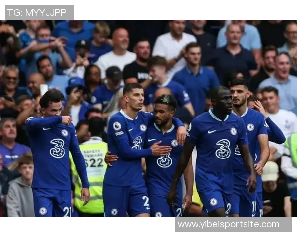 英超争夺激烈曼联仅差1分冲击前六席位